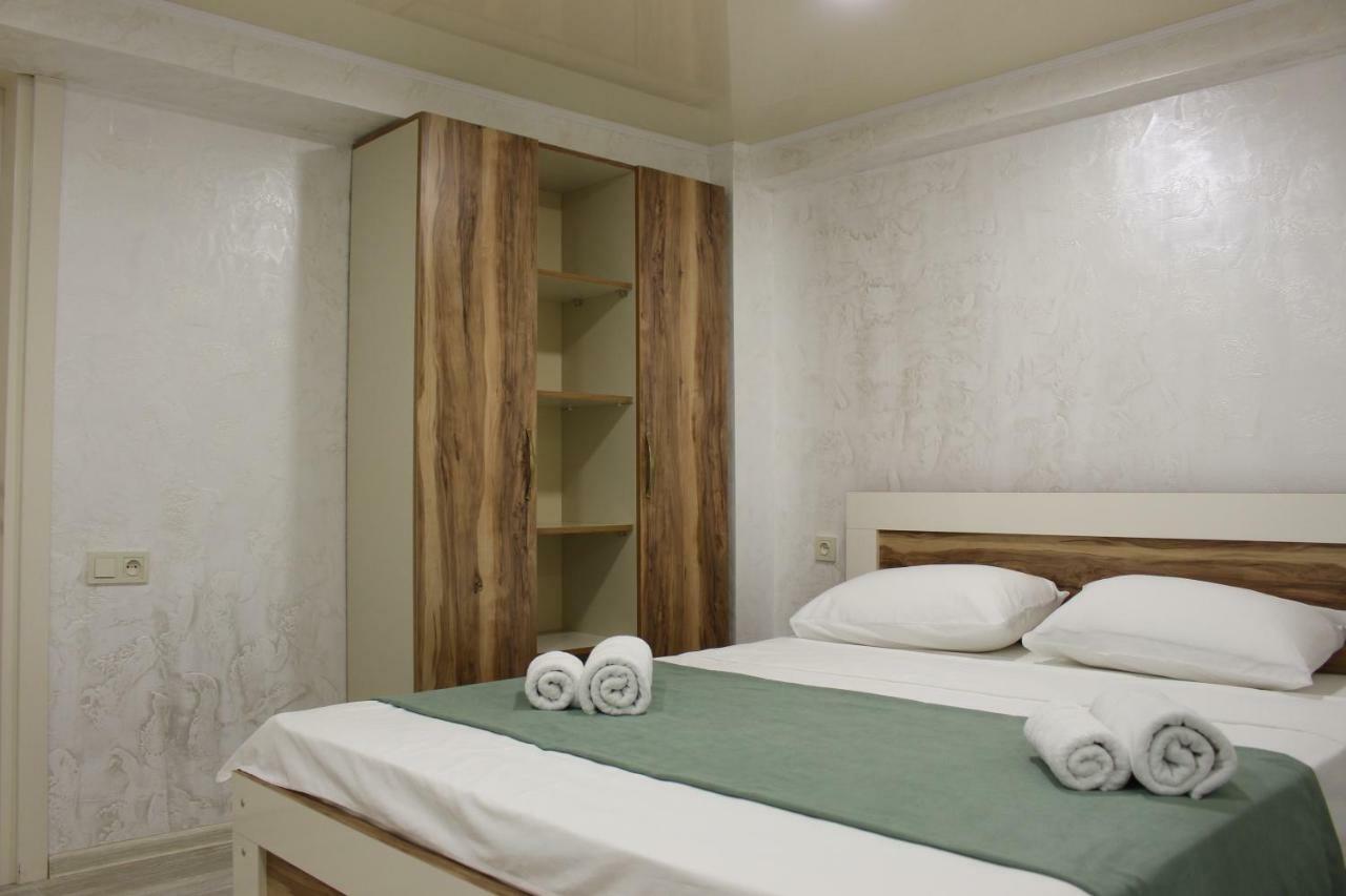 Greenview Guesthouse Batumi Exterior foto